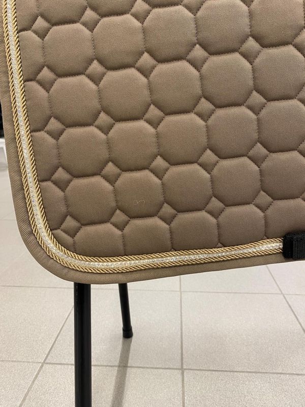 Equiline Dressur Schabrak Ponni