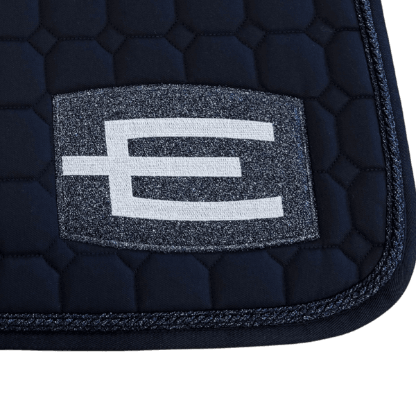 Hovedbilde  Equiline E- Logo Dressur Schabrak Navy/Hvit 